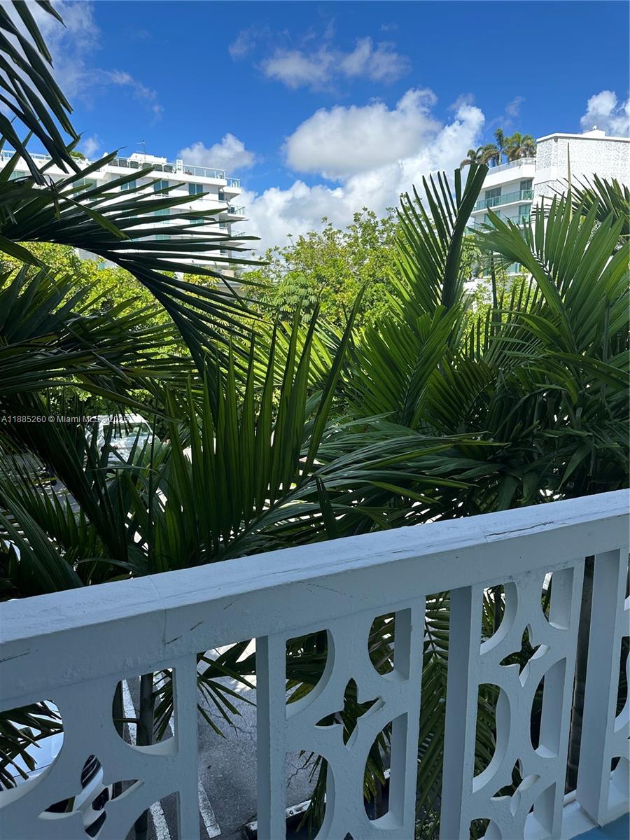 GOLDEN KEY CONDO, THE - Residential