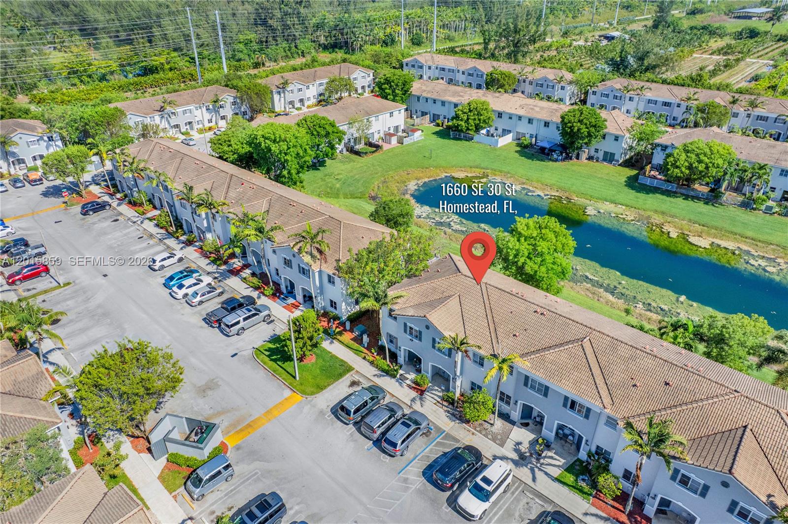 VENETIA GROVE - Residential