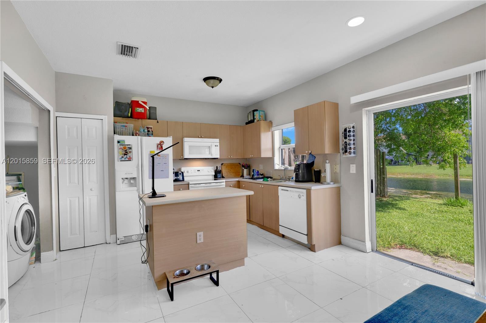 VENETIA GROVE - Residential