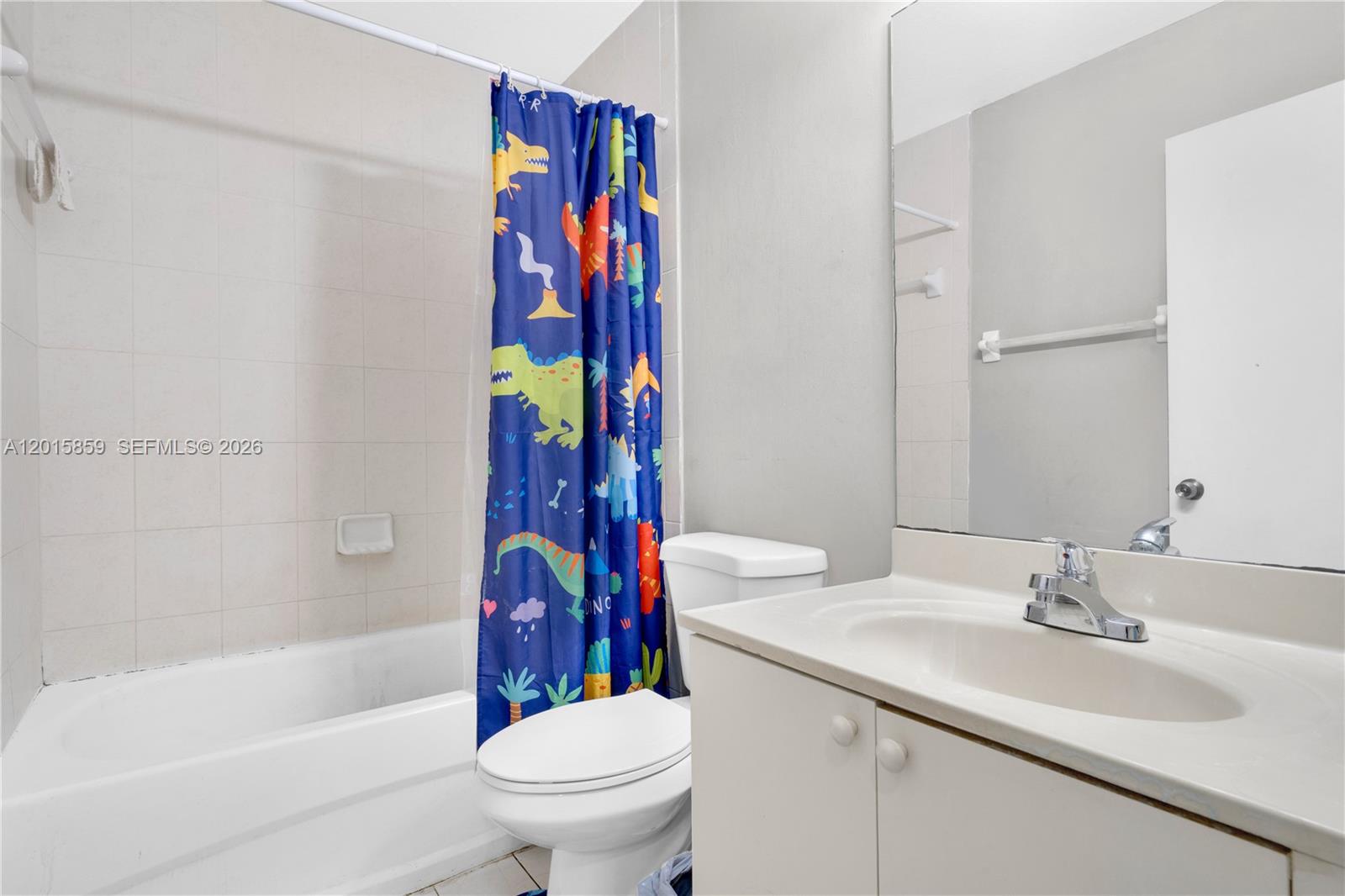 VENETIA GROVE - Residential