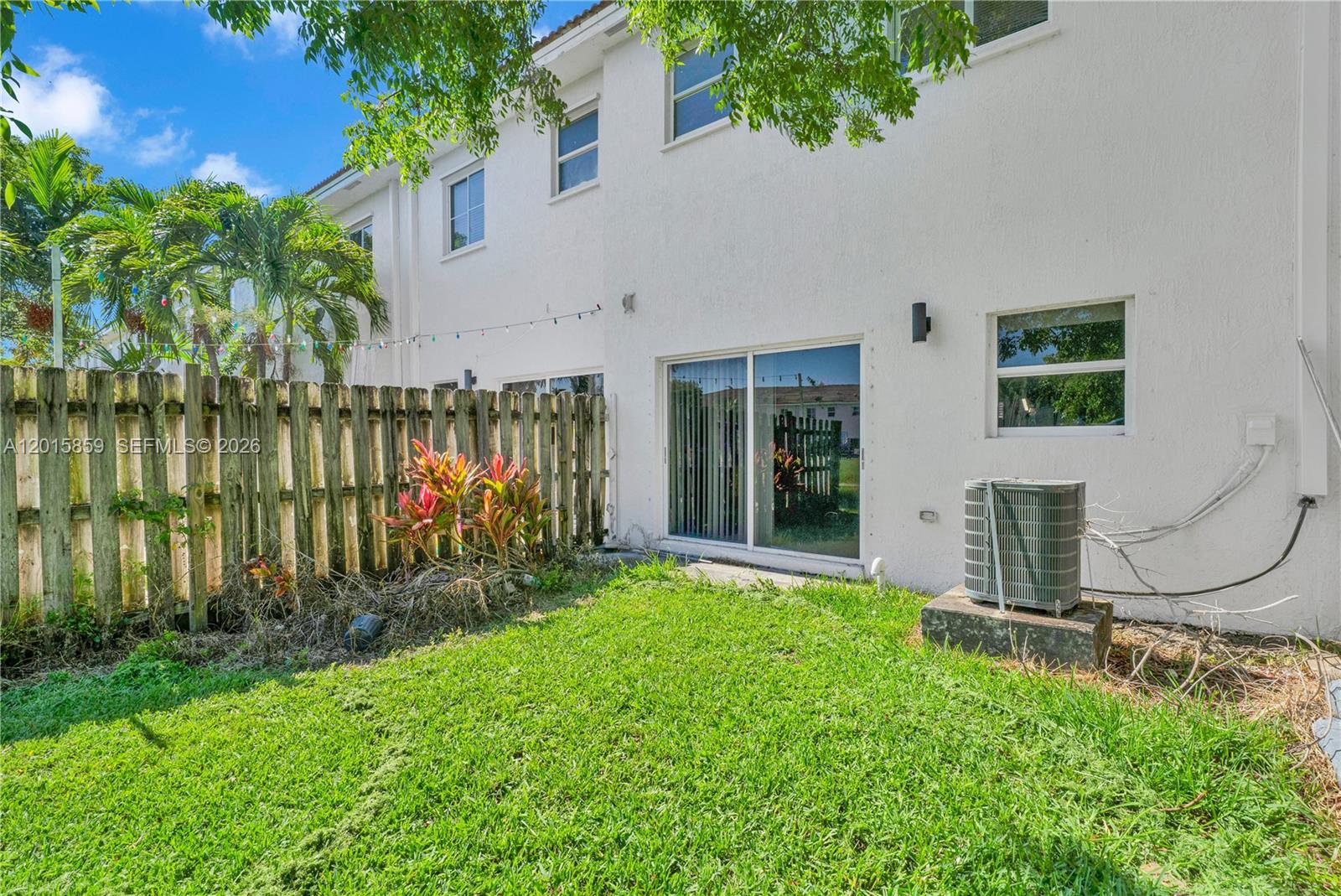 VENETIA GROVE - Residential