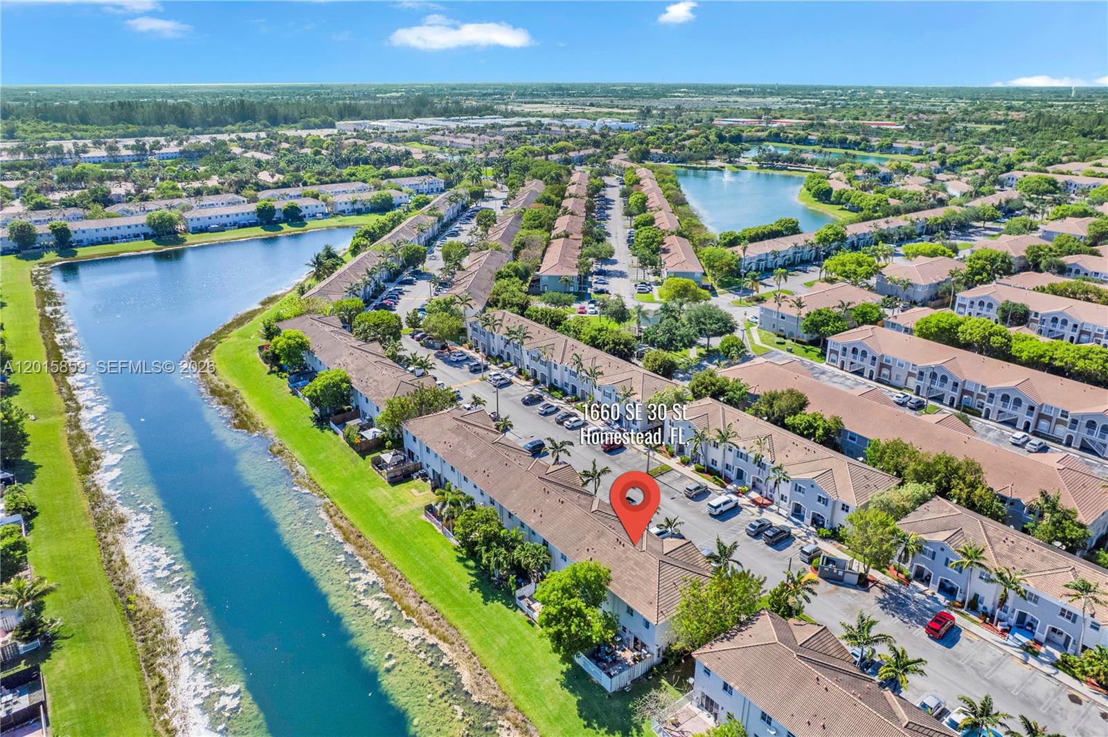 VENETIA GROVE - Residential