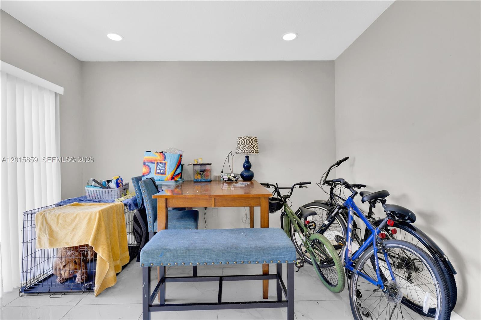 VENETIA GROVE - Residential