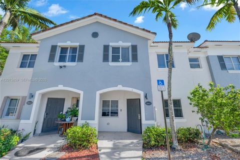 Photo of 1660 SE 30th St, Homestead, FL 33035 (MLS # A12015859)