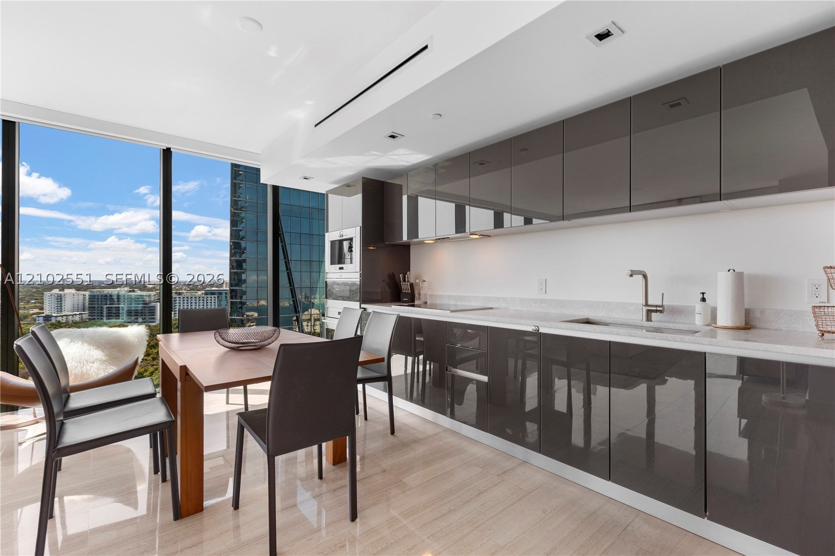 1451 Brickell Ave 1904