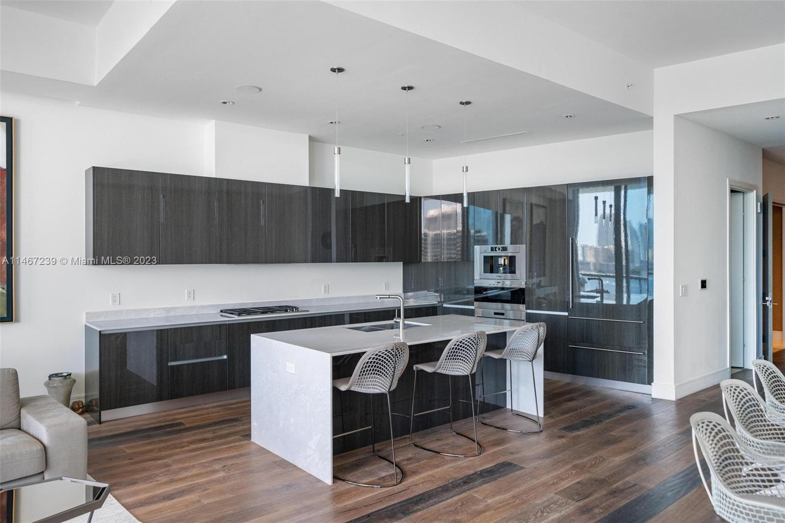 ECHO CONDO - Residential