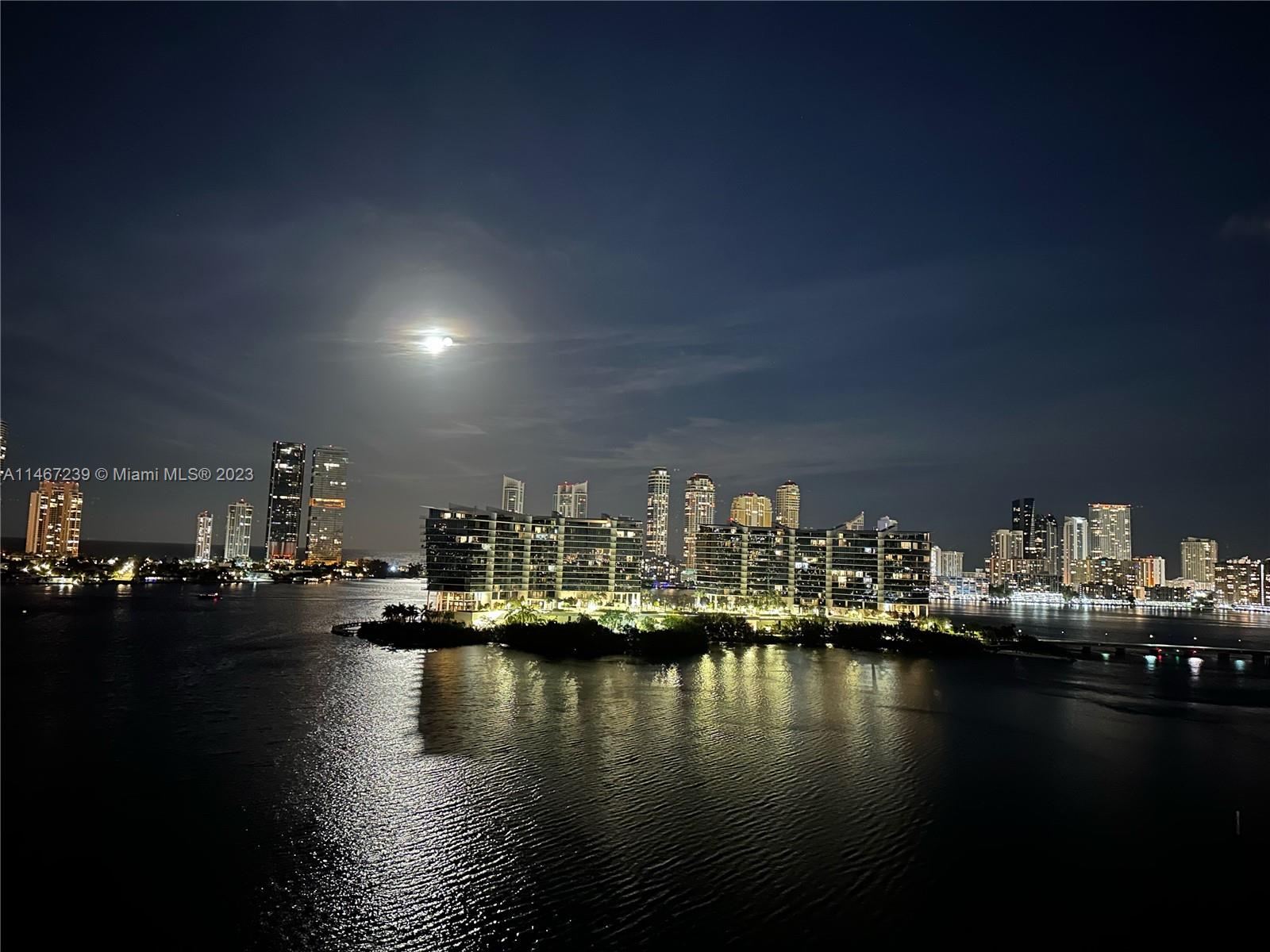 ECHO CONDO - Residential