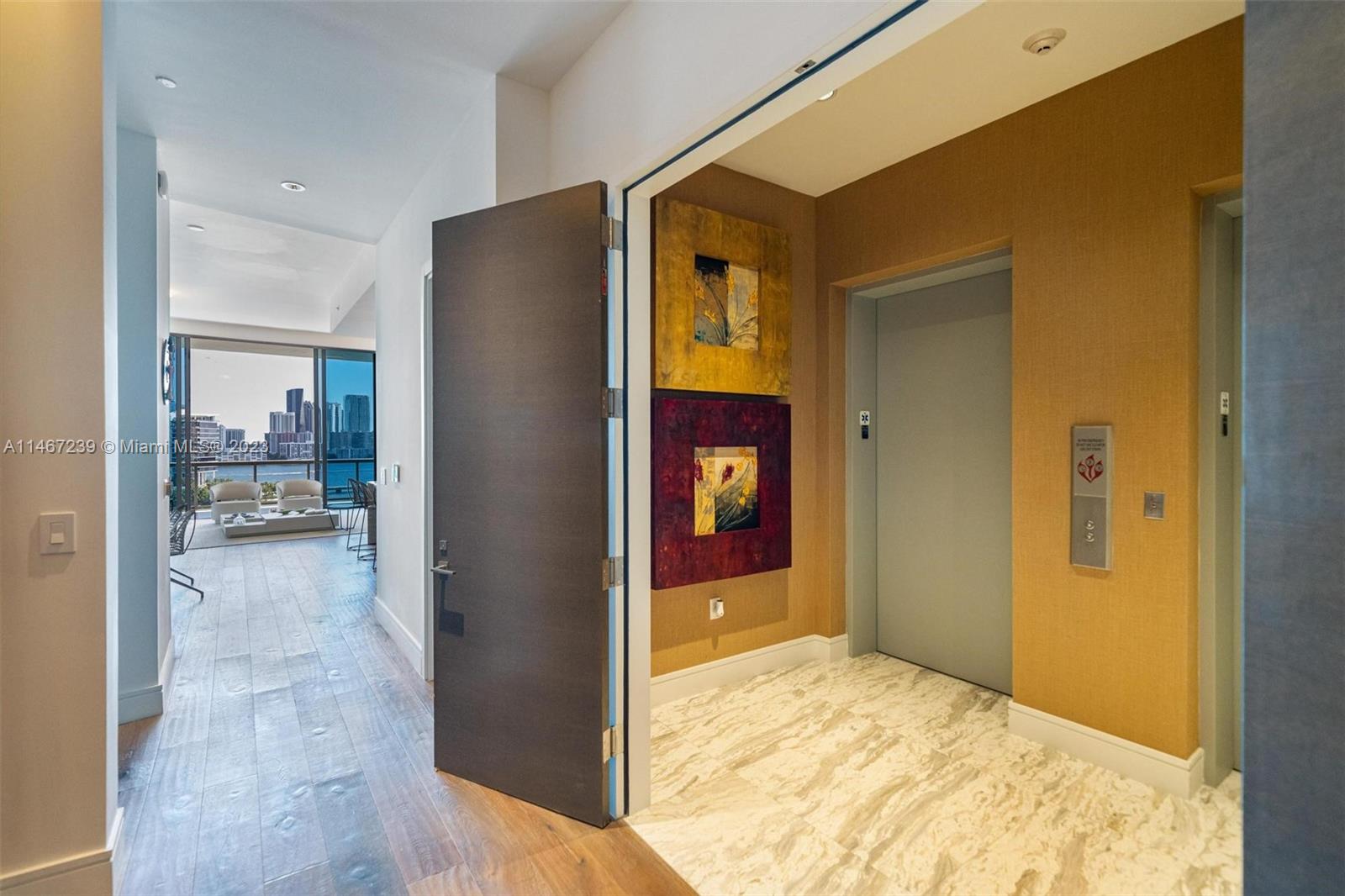 ECHO CONDO - Residential