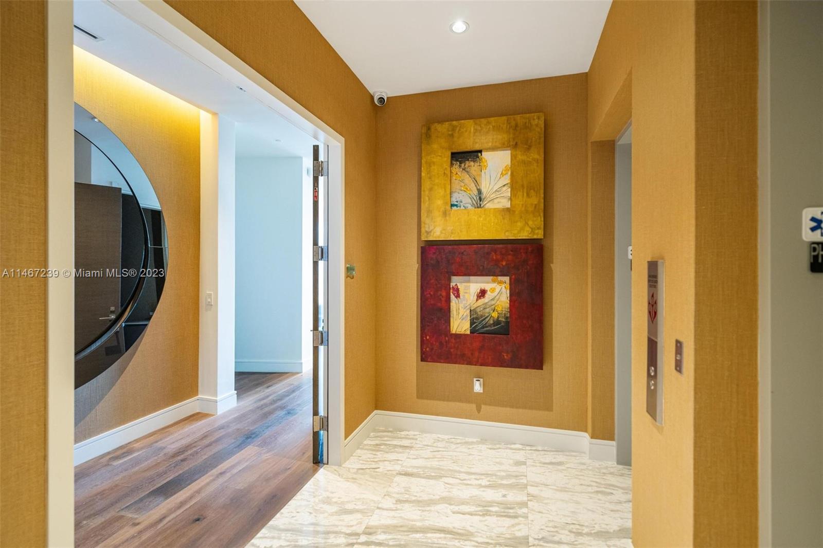 ECHO CONDO - Residential