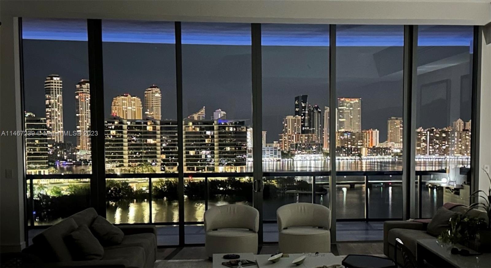 ECHO CONDO - Residential