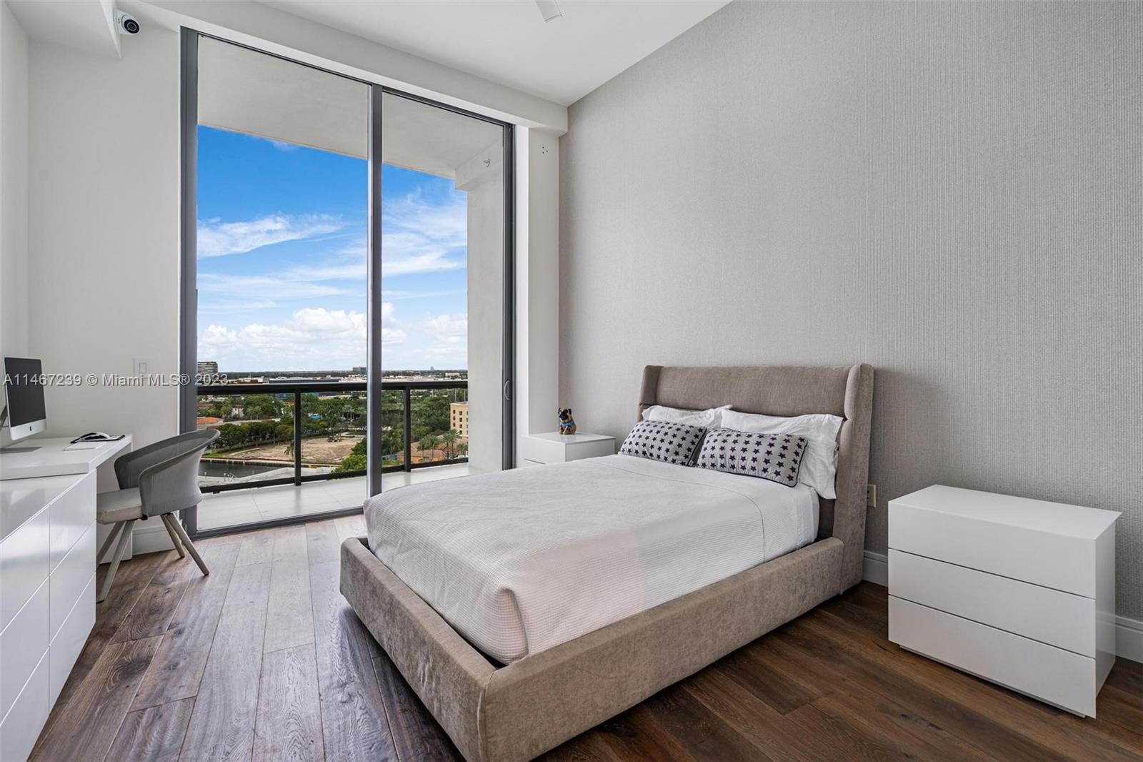 ECHO CONDO - Residential