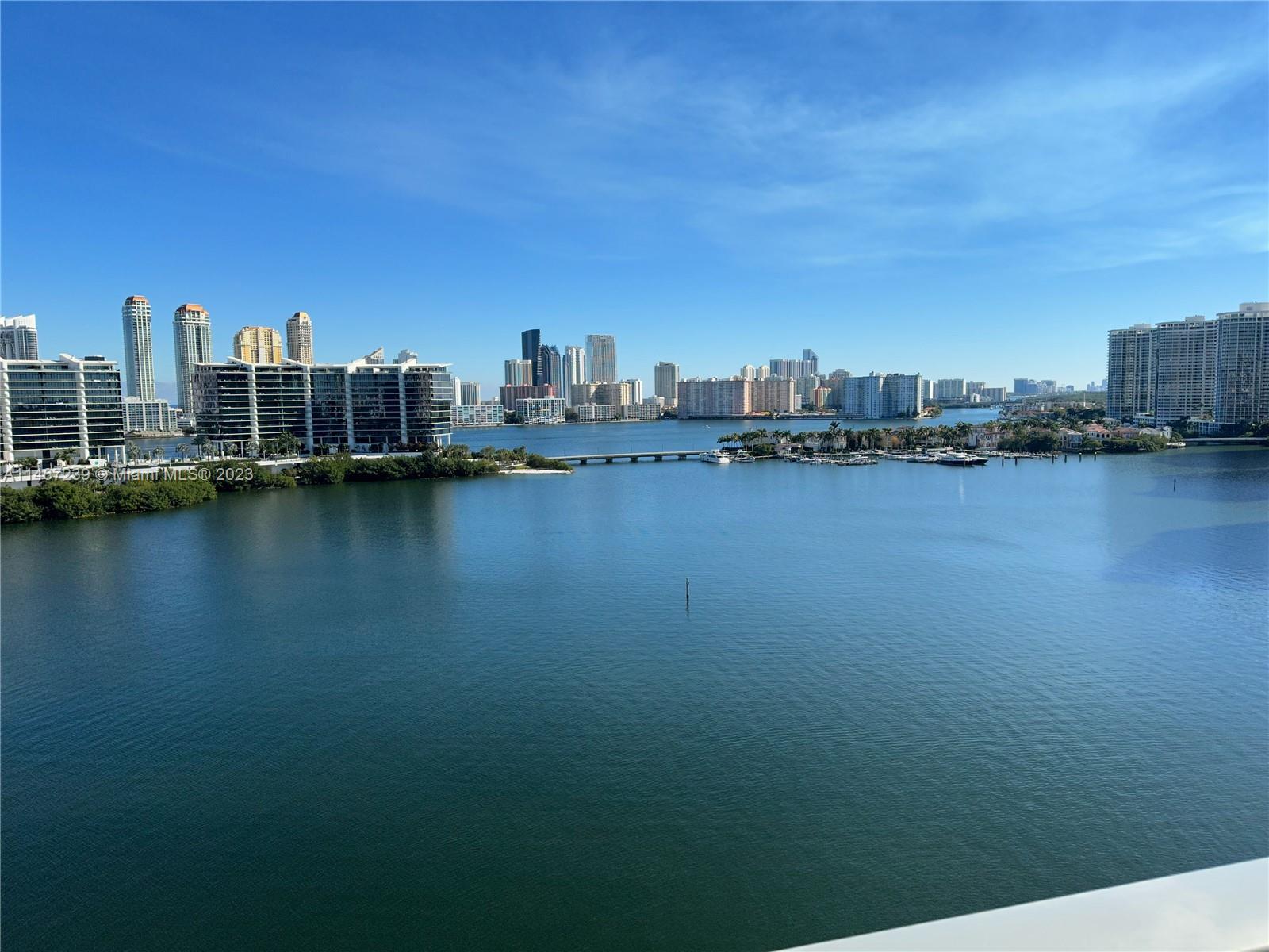 ECHO CONDO - Residential