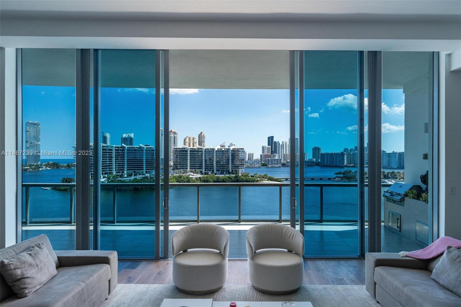 ECHO CONDO - Residential