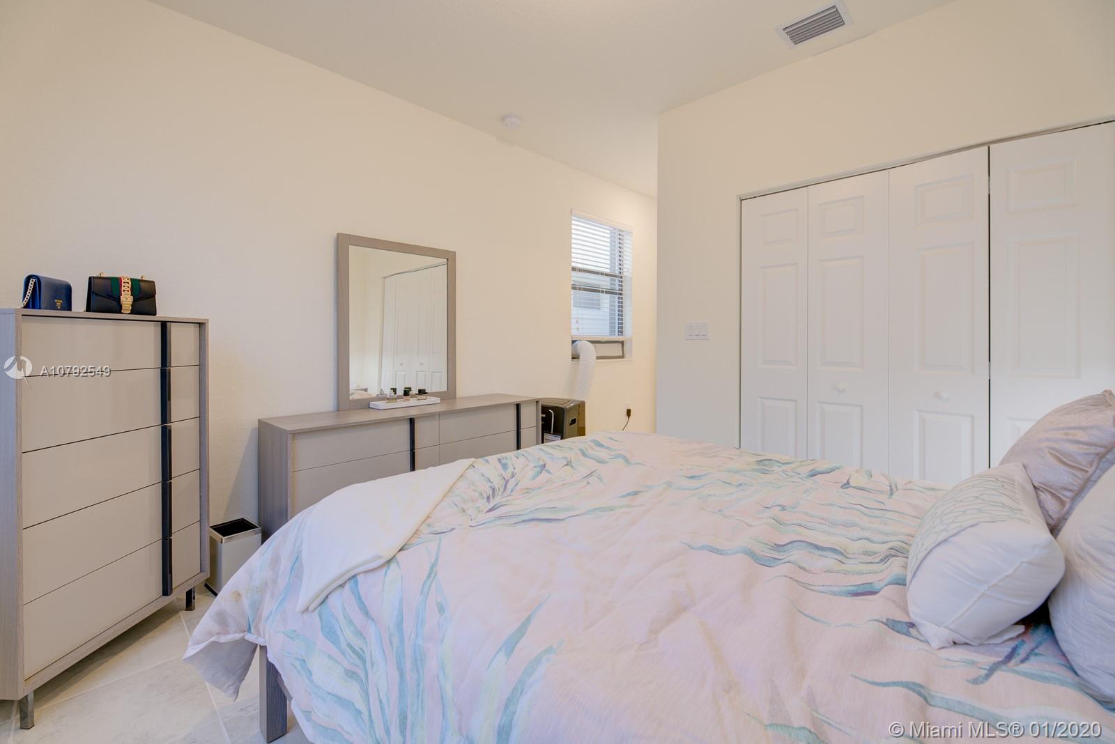 Aquabella - Residential