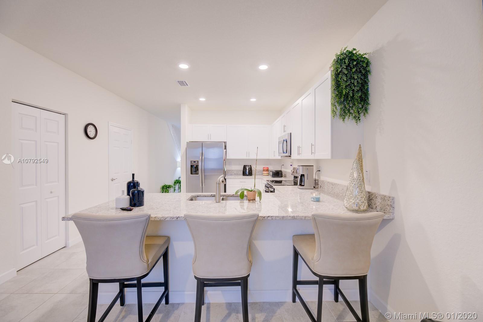 Aquabella - Residential
