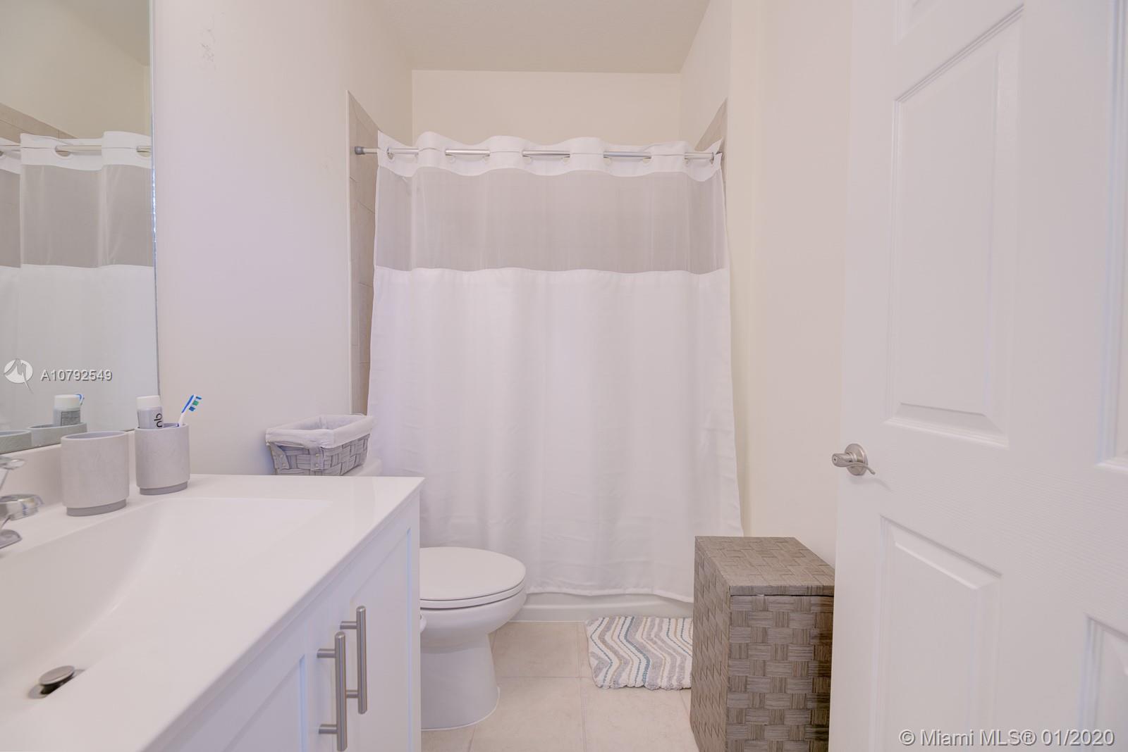 Aquabella - Residential