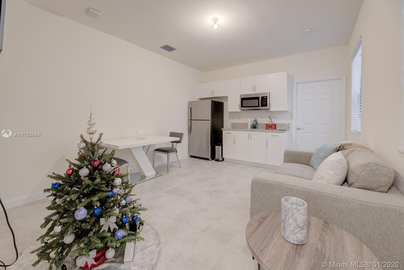 Aquabella - Residential