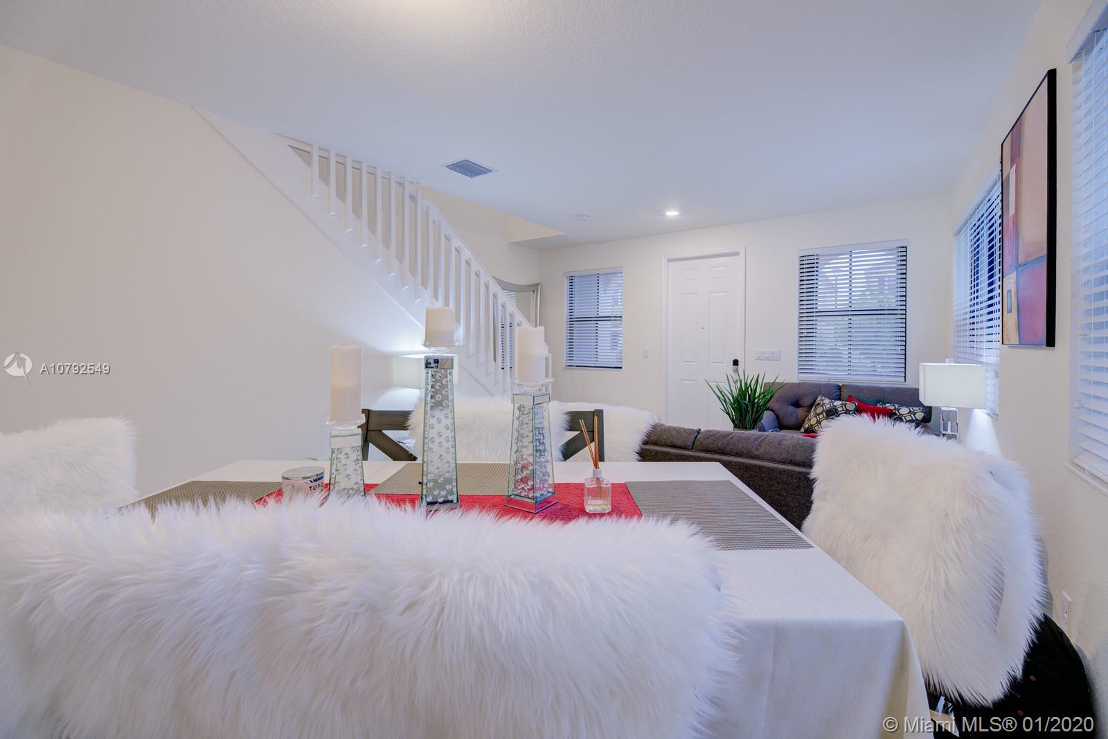 Aquabella - Residential