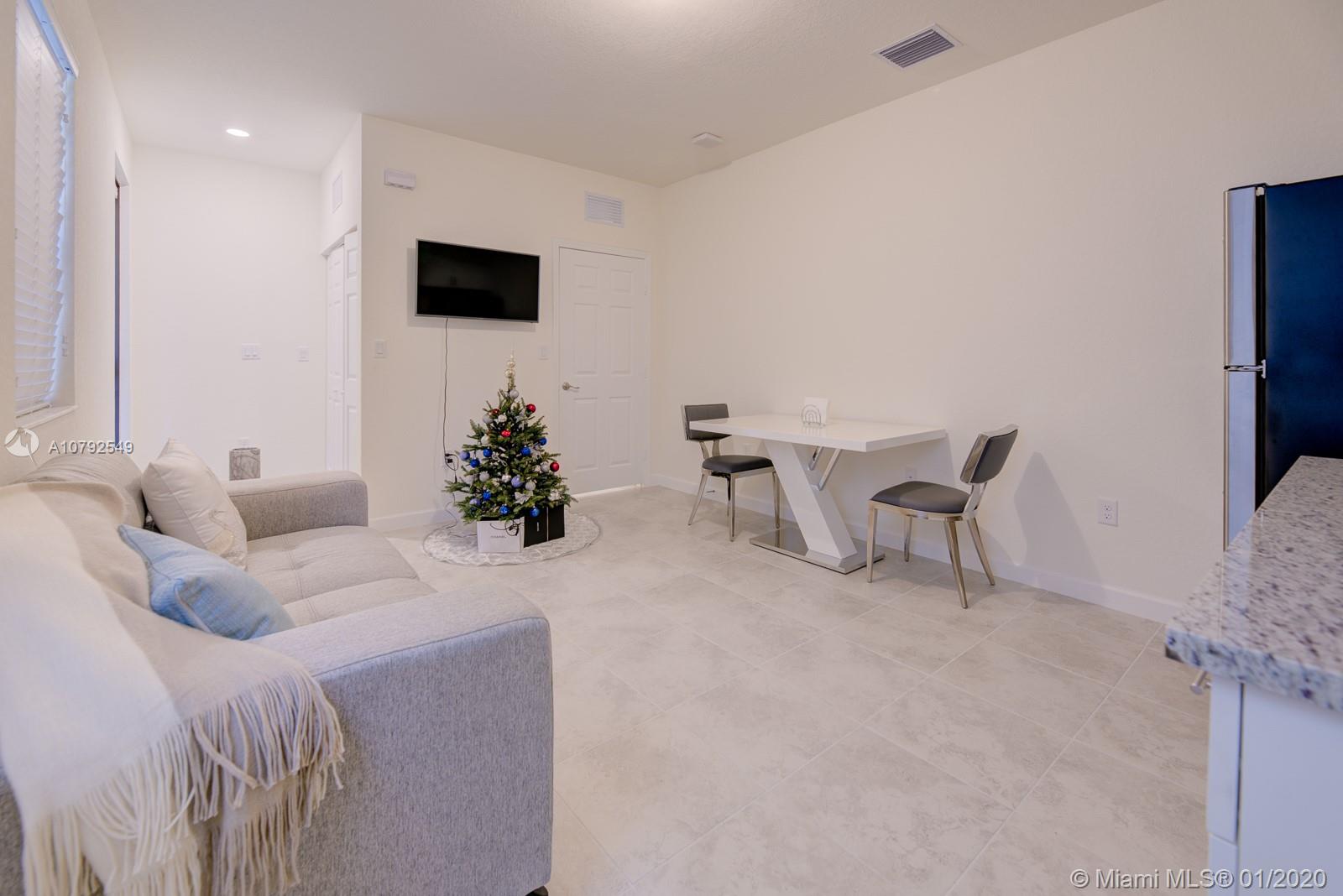 Aquabella - Residential