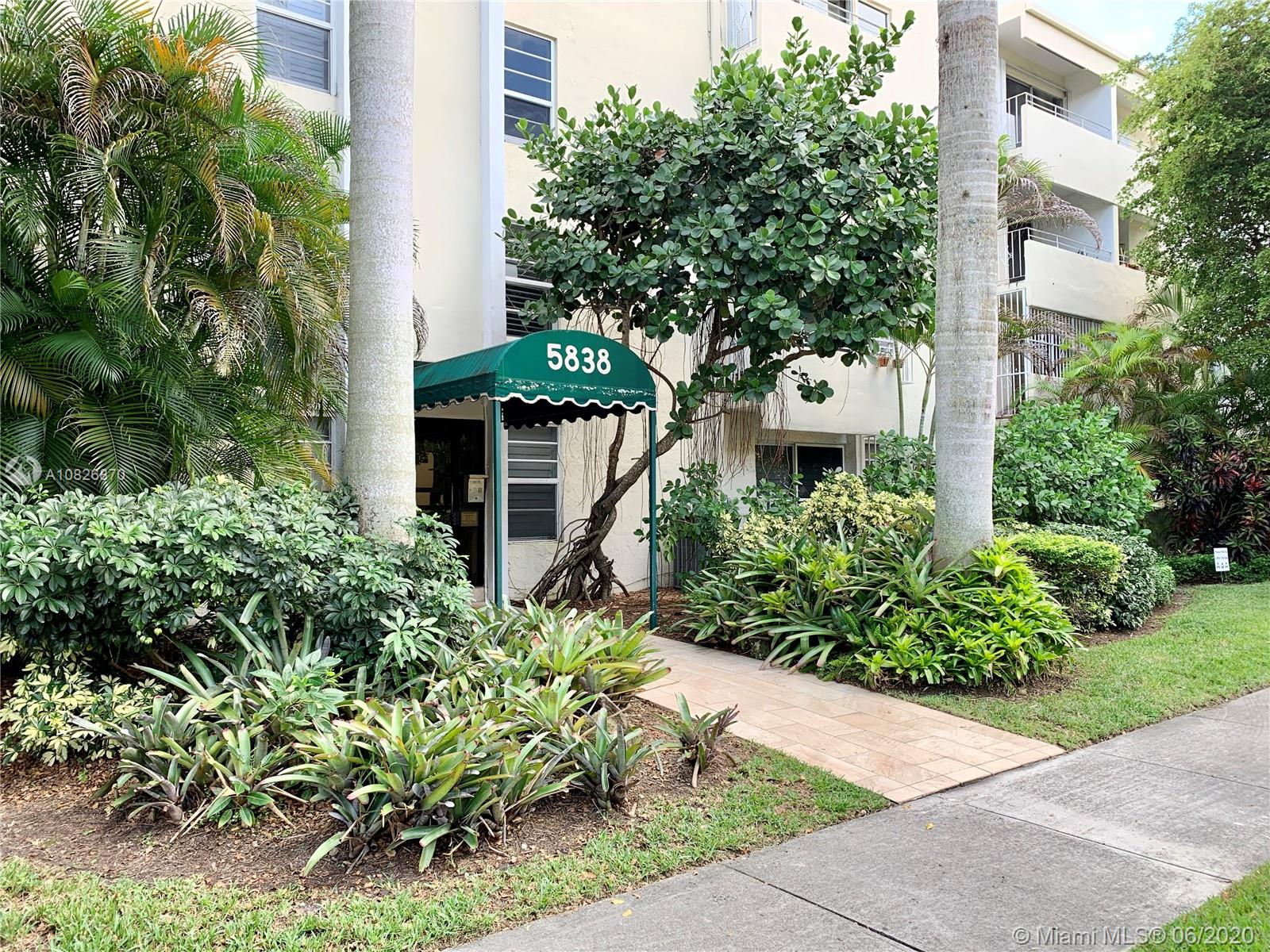 Great condo in a secure, controlled access, boutique building in the heart of South Miami. Nestled on a quiet street in a supreme location, incredibly close to everything you want - restaurants, shopping, Whole Foods, the Metro, University of Miami, South Miami Hospital, you name it! The spacious layout offers the feeling of a townhome, with 2 levels of space and privacy. Downstairs offers a spacious living area, half bathroom, dining room, kitchen, washer/dryer inside, and great storage space. Upstairs offers a flexible floor plan with a large master suite and large den/sitting room or a second bedroom. Enjoy great closet space in both rooms and a spacious bathroom. The unit has 2 assigned parking spaces and the building also has plenty of parking around the building, perfect for guests.