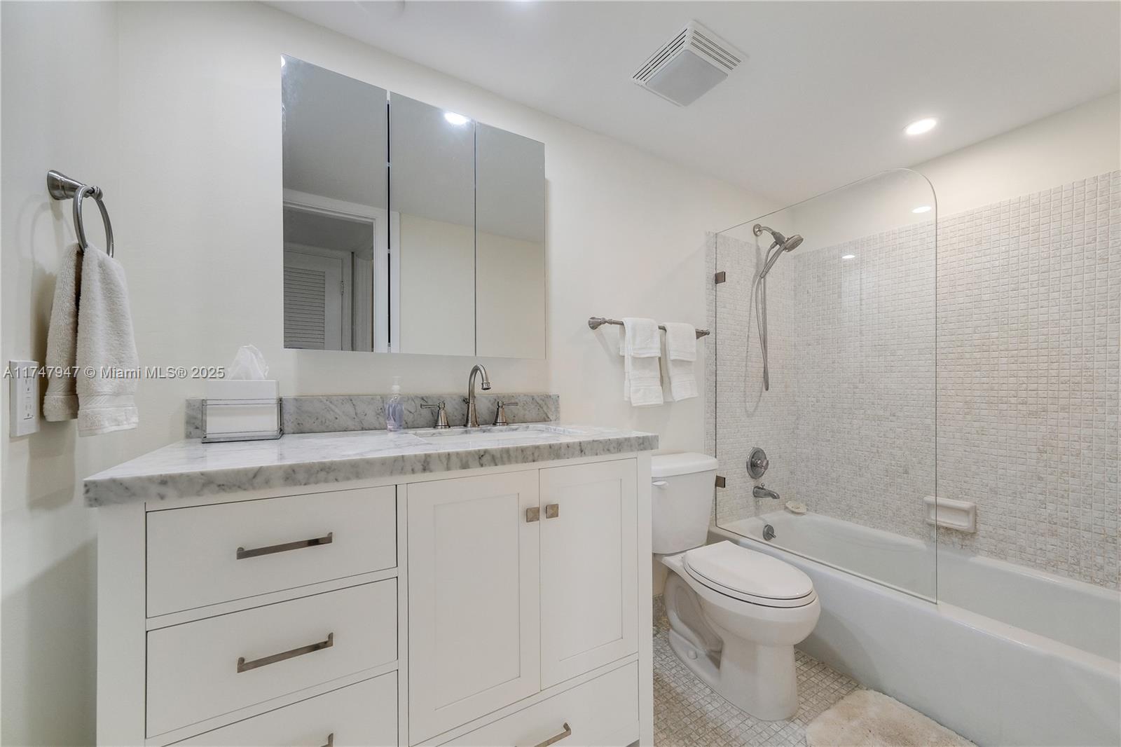RIDGEVIEW TOWERS CONDO - Residential