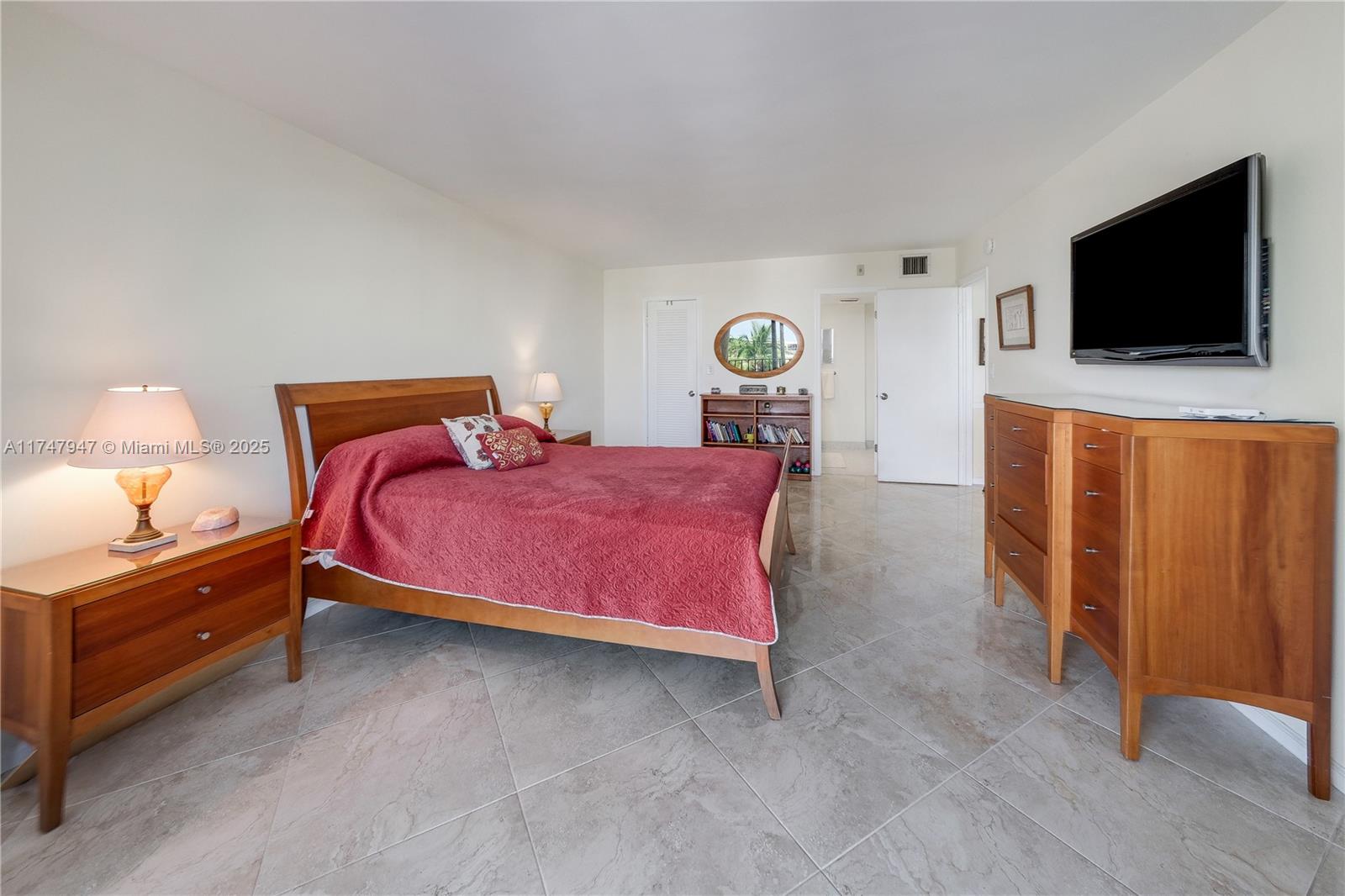 RIDGEVIEW TOWERS CONDO - Residential