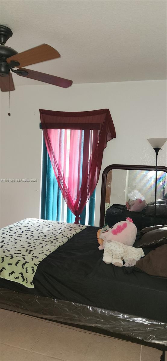 WINSOR MANOR 2ND ADDN - Residential