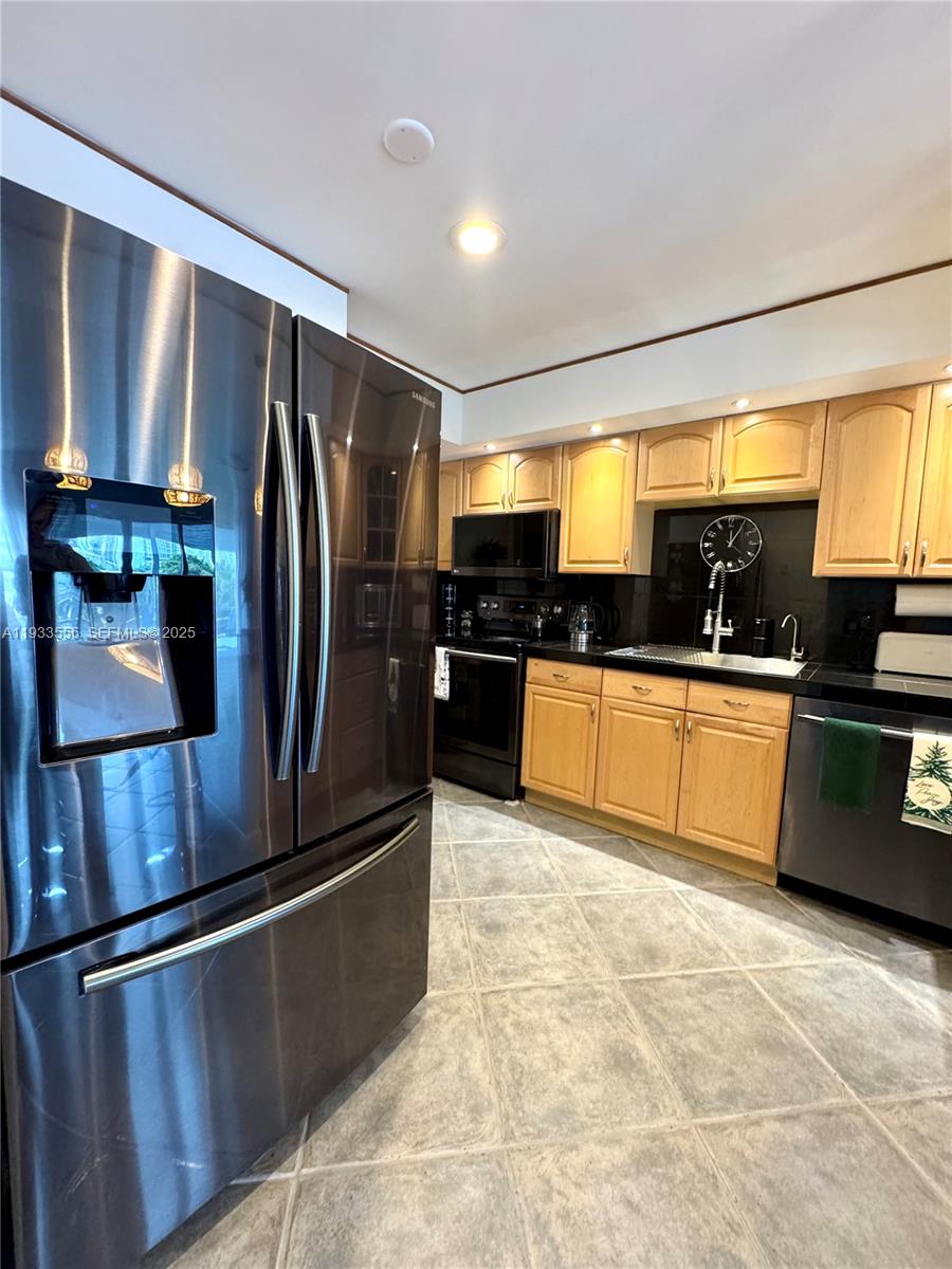 FAIRWAYS RIVIERA CONDO - Residential