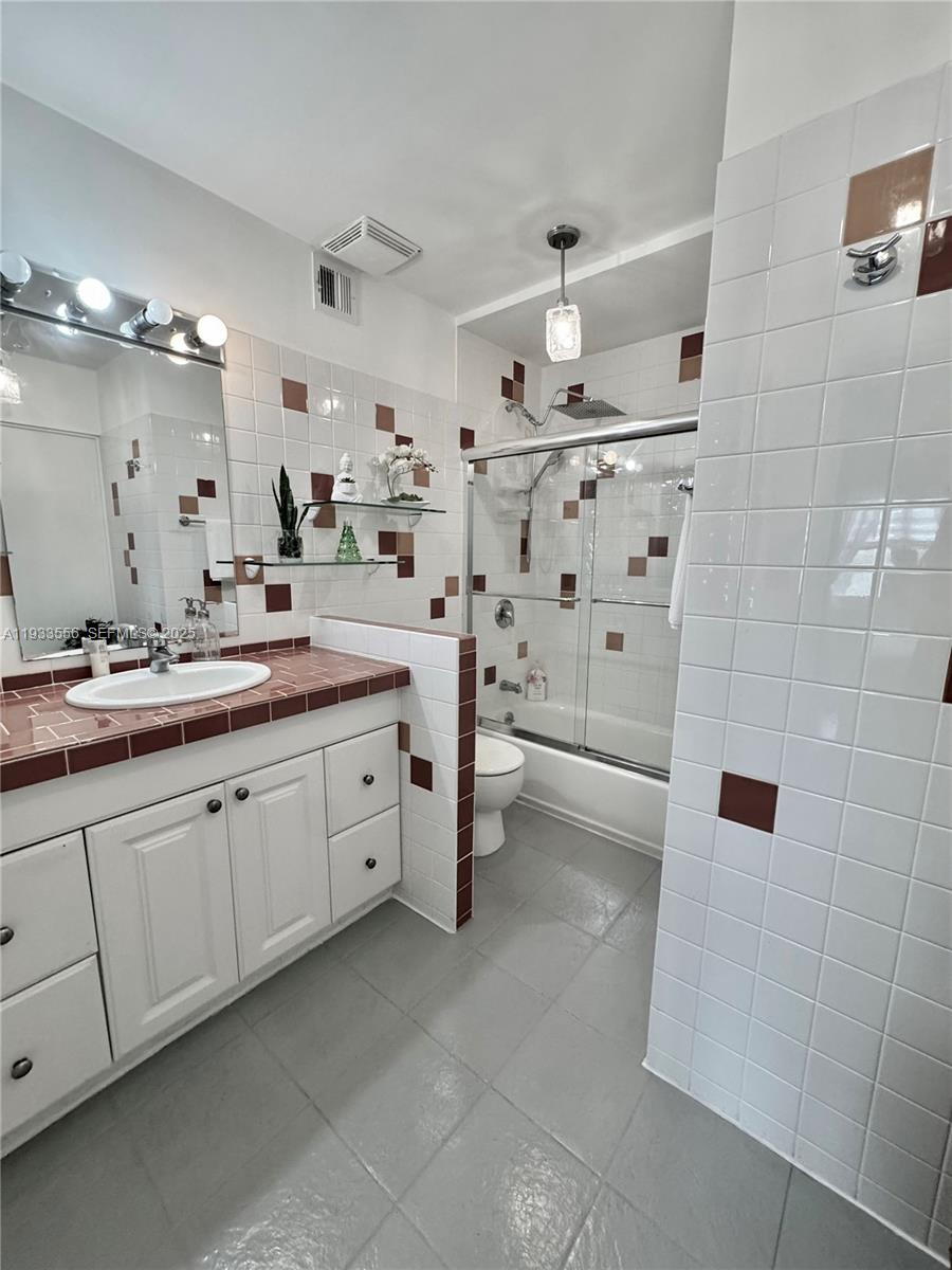 FAIRWAYS RIVIERA CONDO - Residential