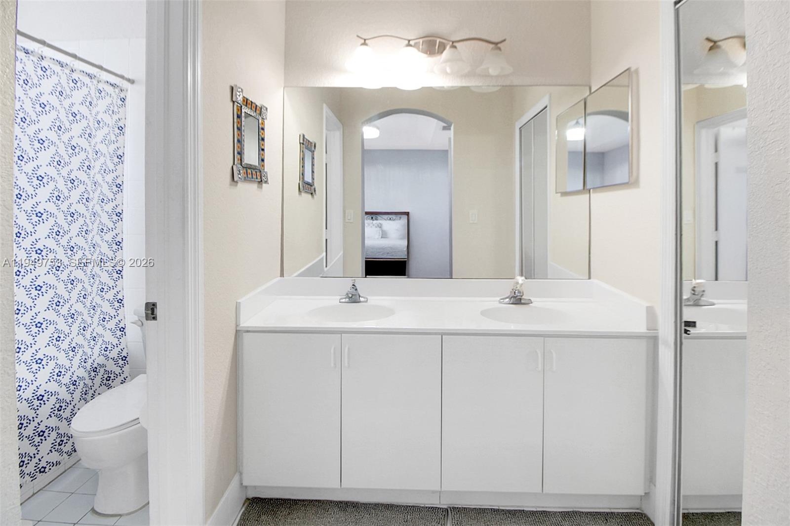 DORAL ISLES NORTH SEC TWO - Residential