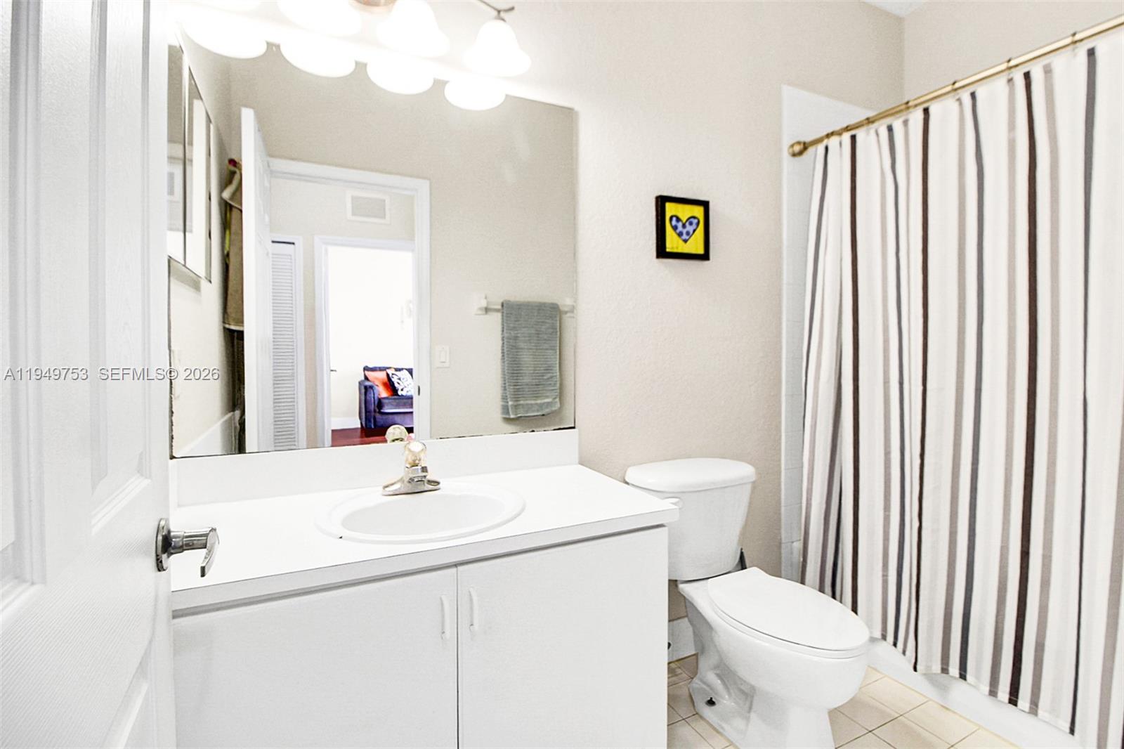 DORAL ISLES NORTH SEC TWO - Residential