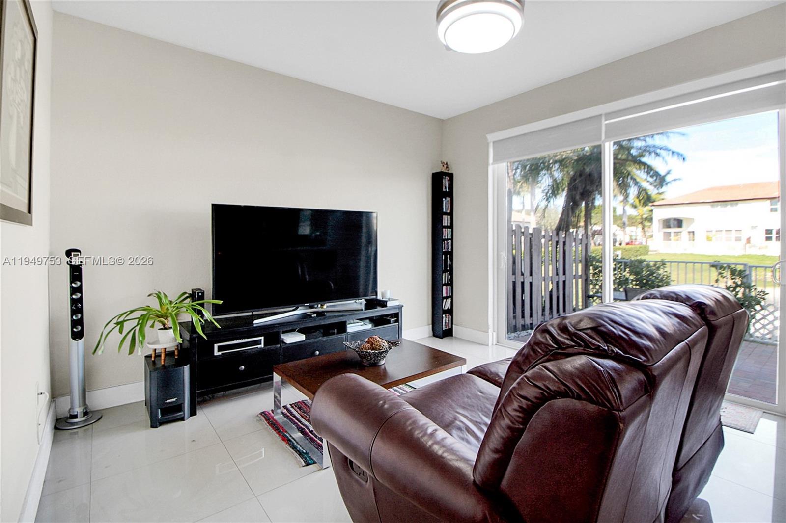 DORAL ISLES NORTH SEC TWO - Residential