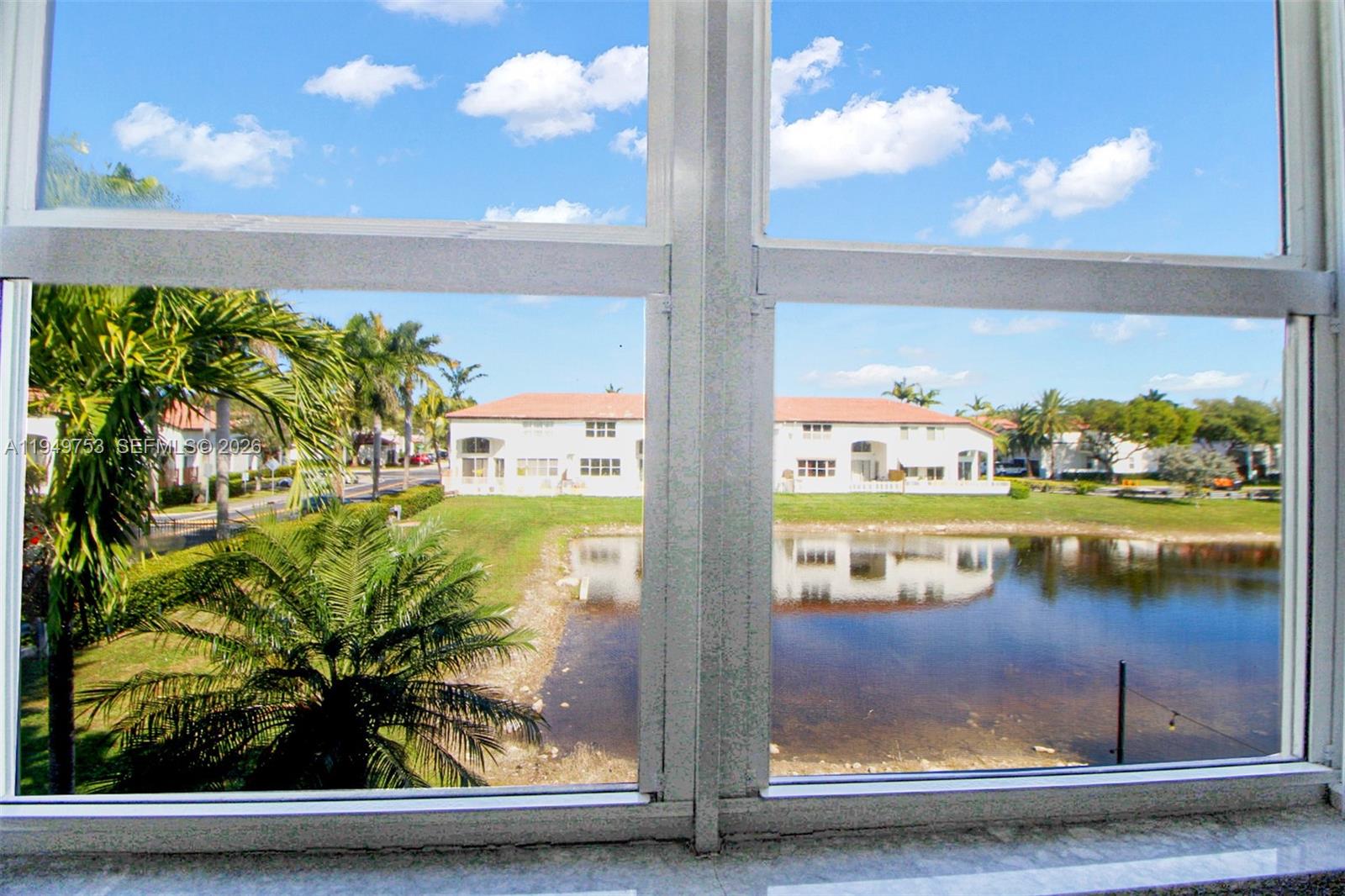 DORAL ISLES NORTH SEC TWO - Residential