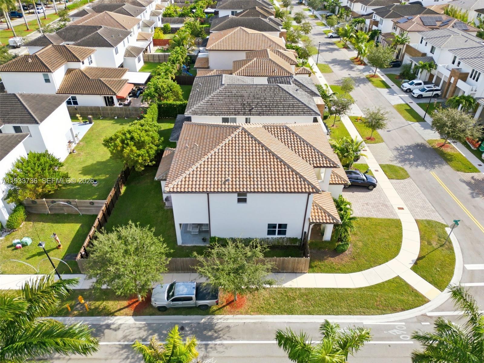VENETIAN PARC WEST - Residential Lease