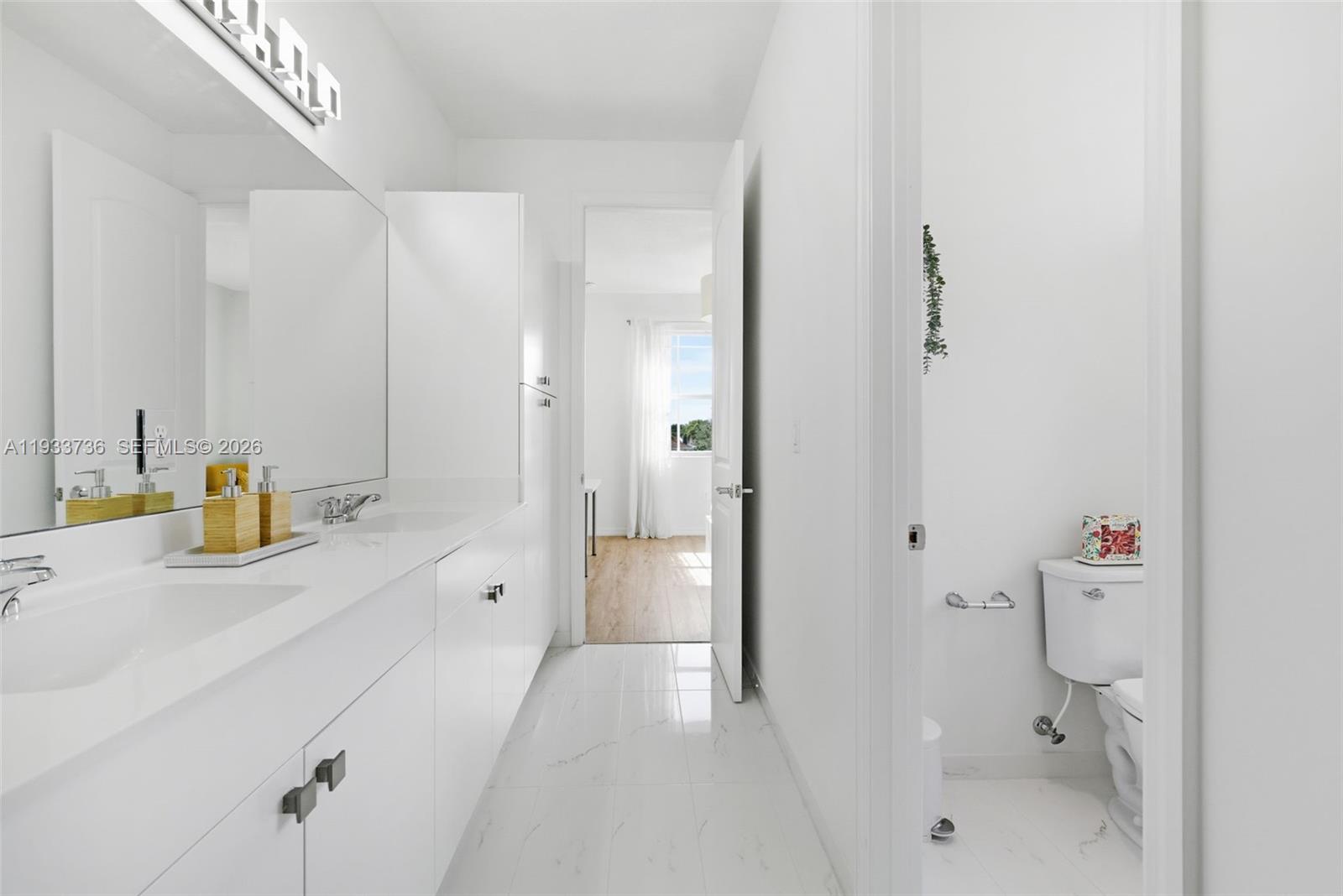 VENETIAN PARC WEST - Residential Lease