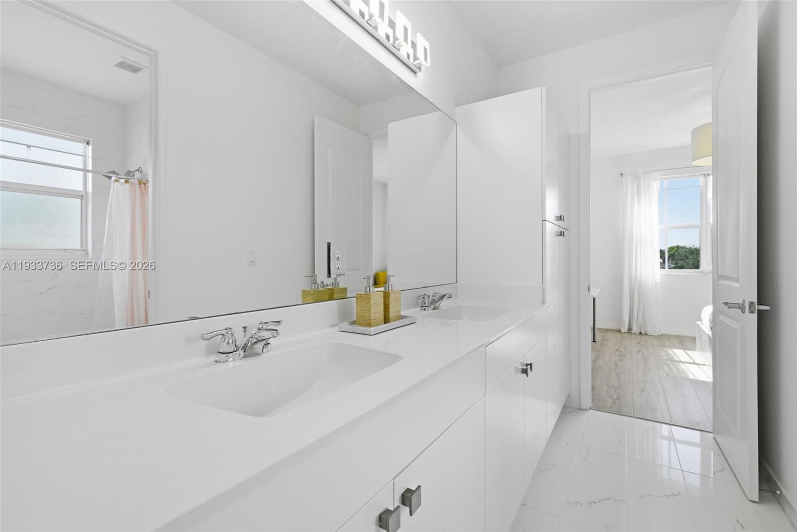 VENETIAN PARC WEST - Residential Lease