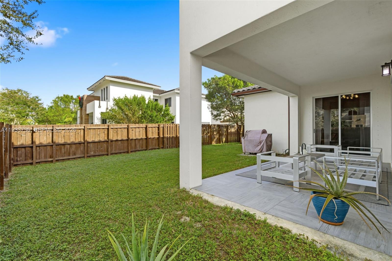 VENETIAN PARC WEST - Residential Lease