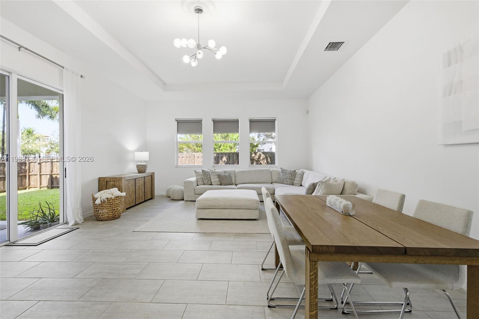 VENETIAN PARC WEST - Residential Lease