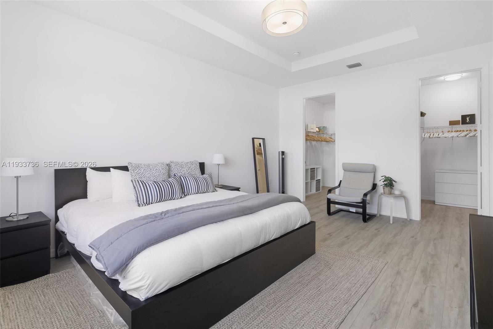 VENETIAN PARC WEST - Residential Lease