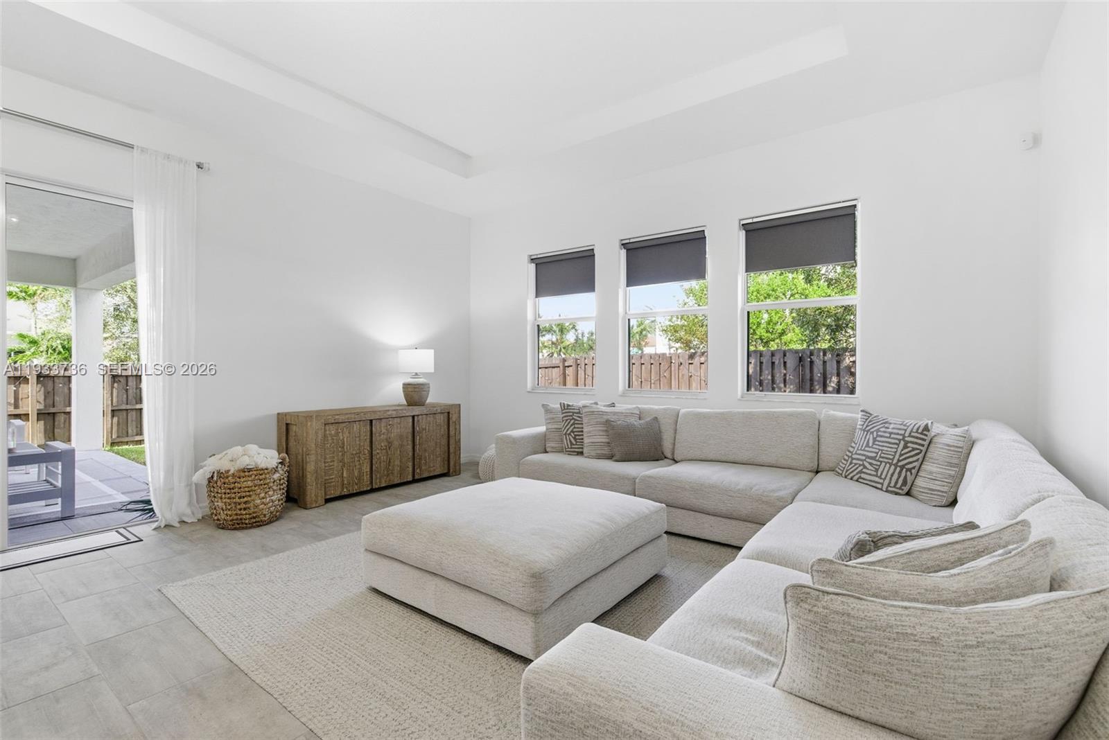 VENETIAN PARC WEST - Residential Lease