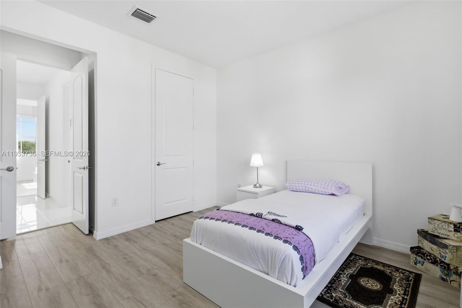 VENETIAN PARC WEST - Residential Lease