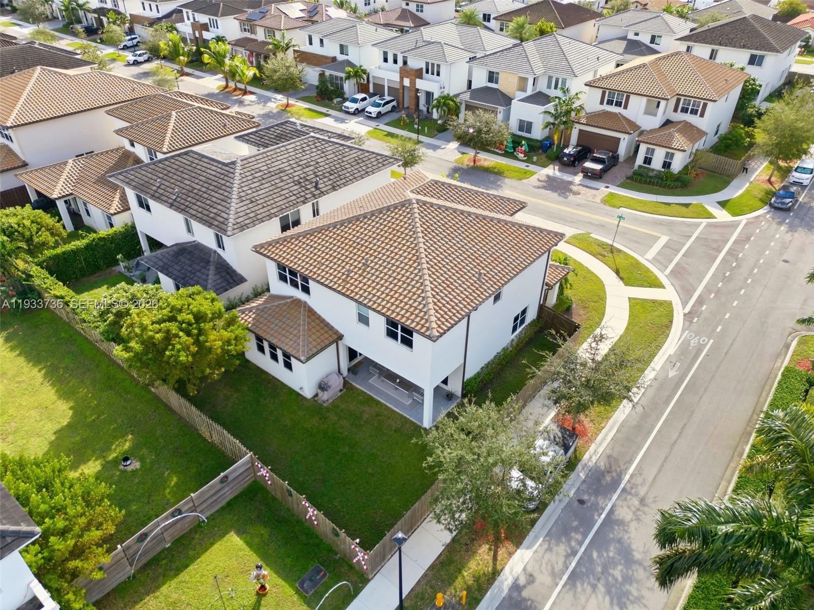 VENETIAN PARC WEST - Residential Lease