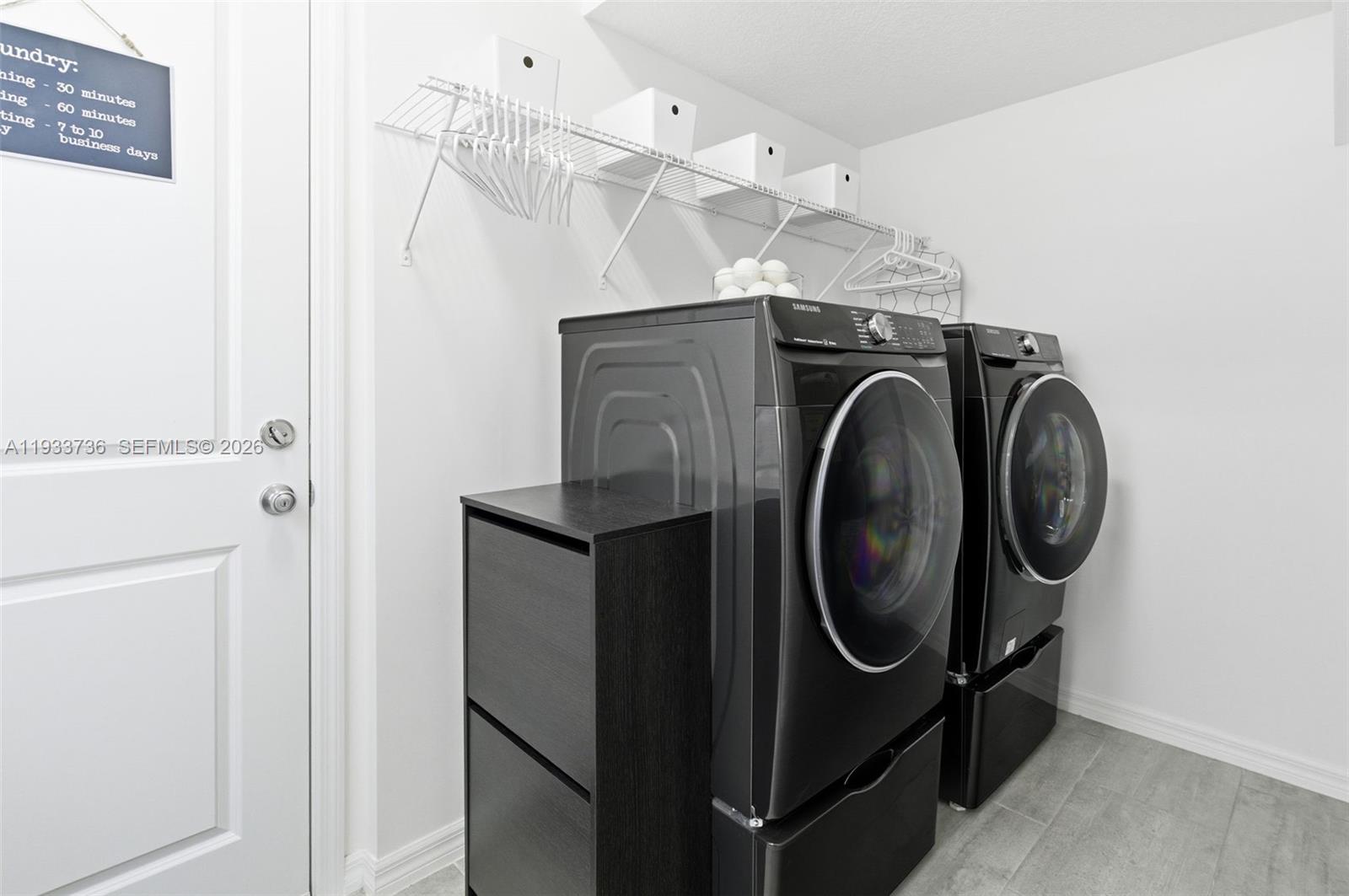 VENETIAN PARC WEST - Residential Lease