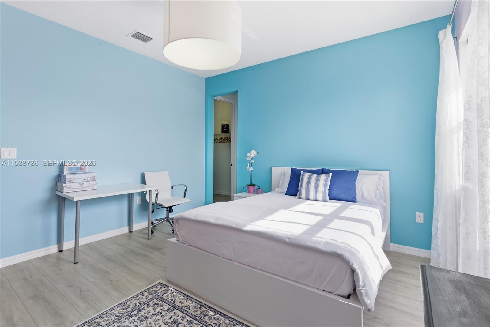 VENETIAN PARC WEST - Residential Lease
