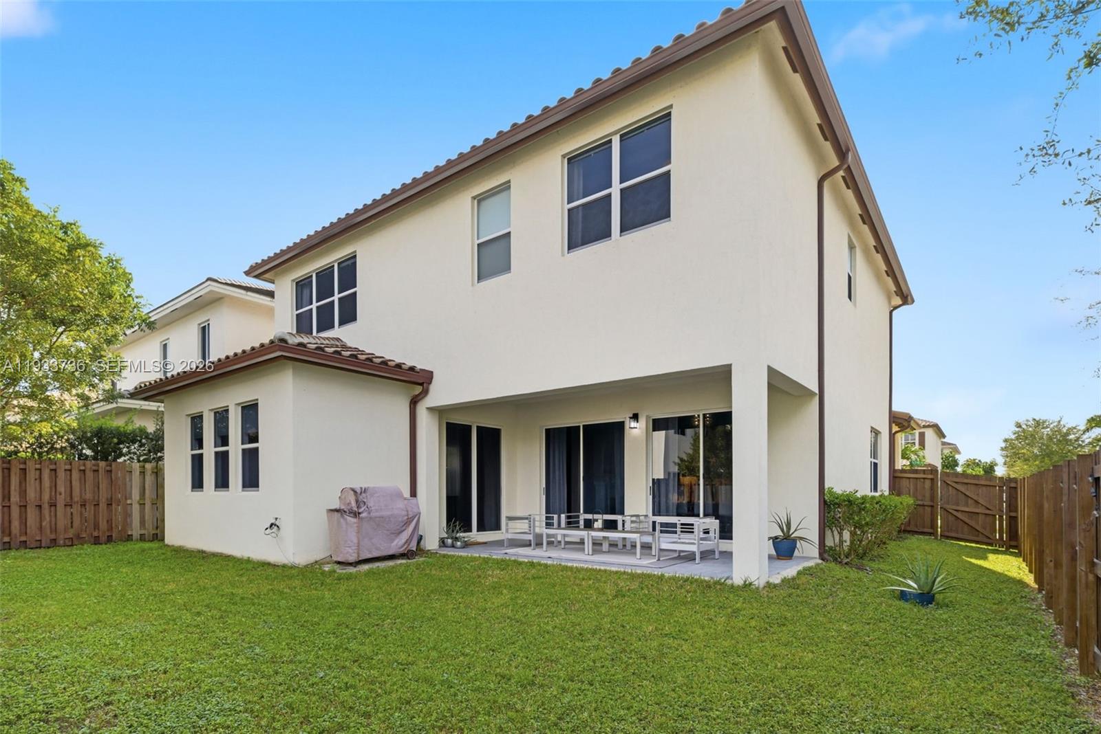 VENETIAN PARC WEST - Residential Lease