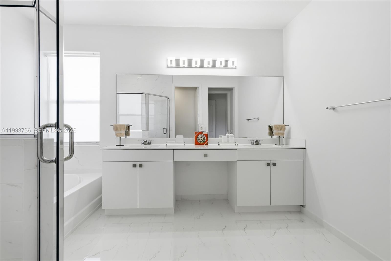VENETIAN PARC WEST - Residential Lease