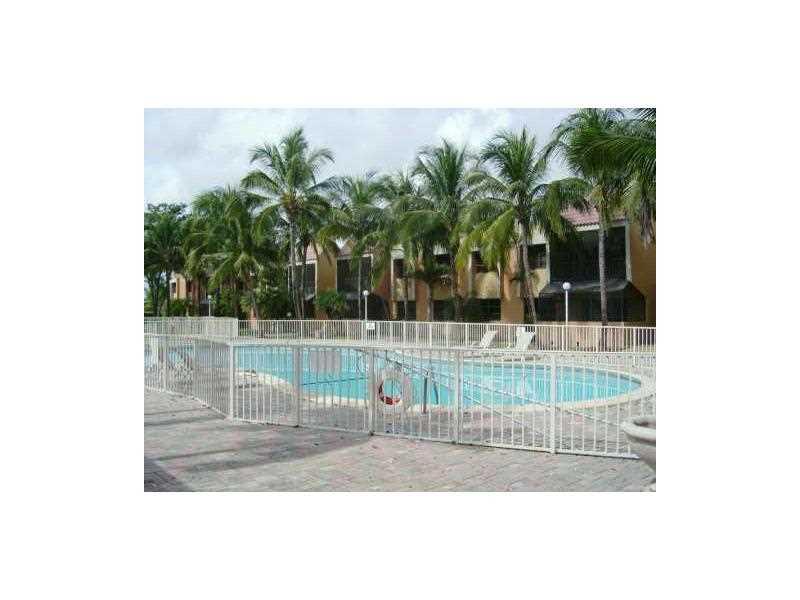 VENETIAN PALMS CONDO - Residential Lease