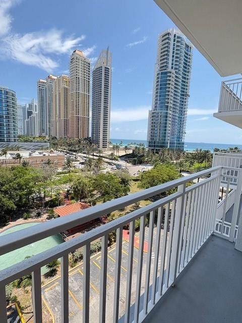 210 174th St 818 Sunny Isles Beach FL 33160