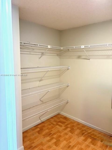 WINSTON TOWERS 600 CONDO - Residential