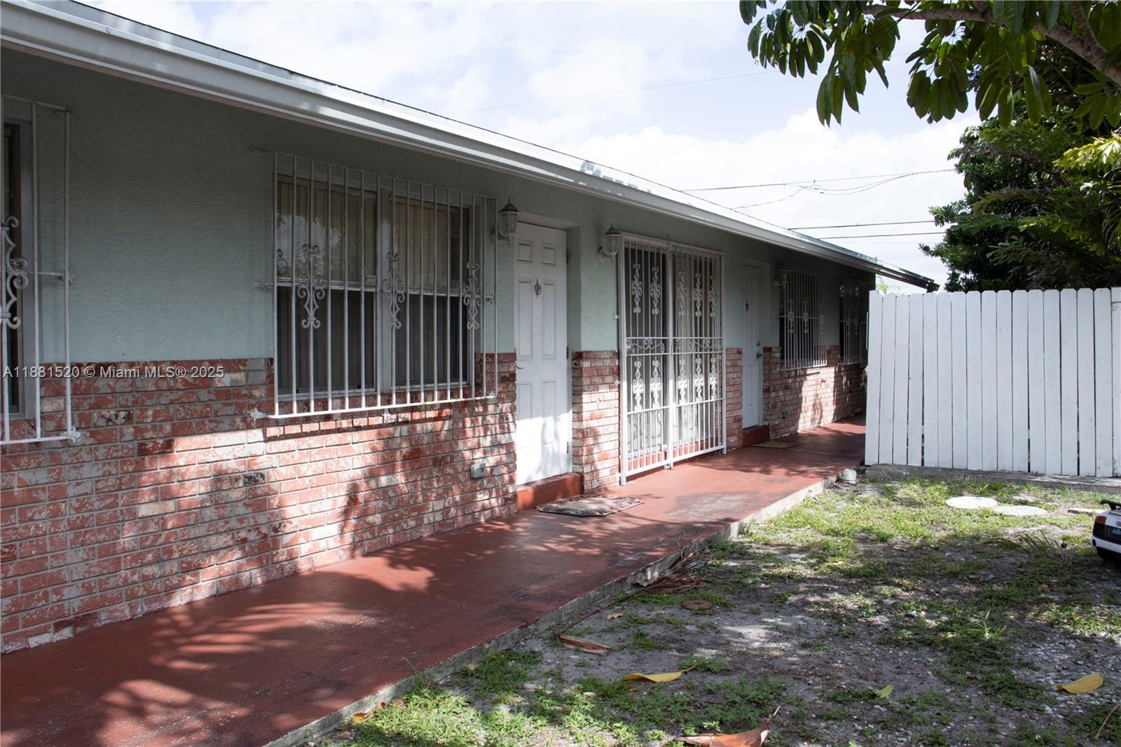 RIVERLAND VILLAGE PARK - Residential Income